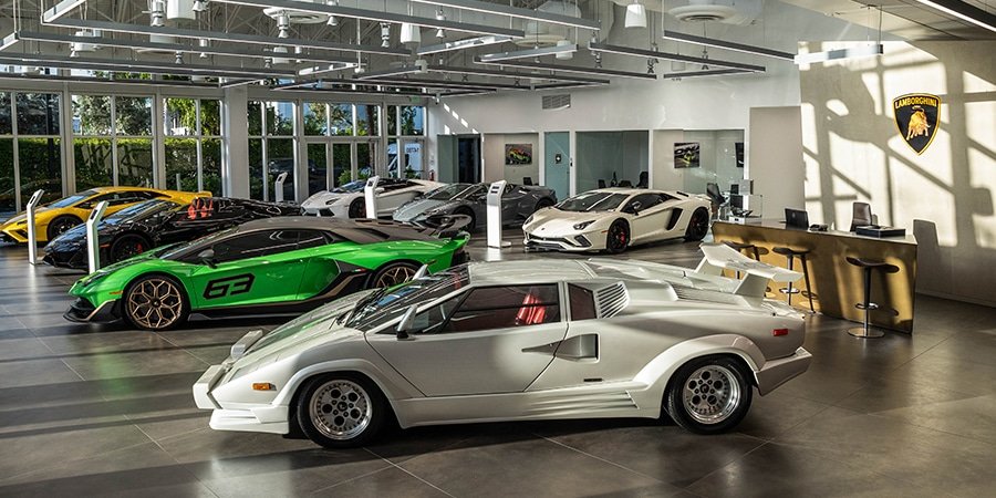 Lamborghini Miami debuts new showroom