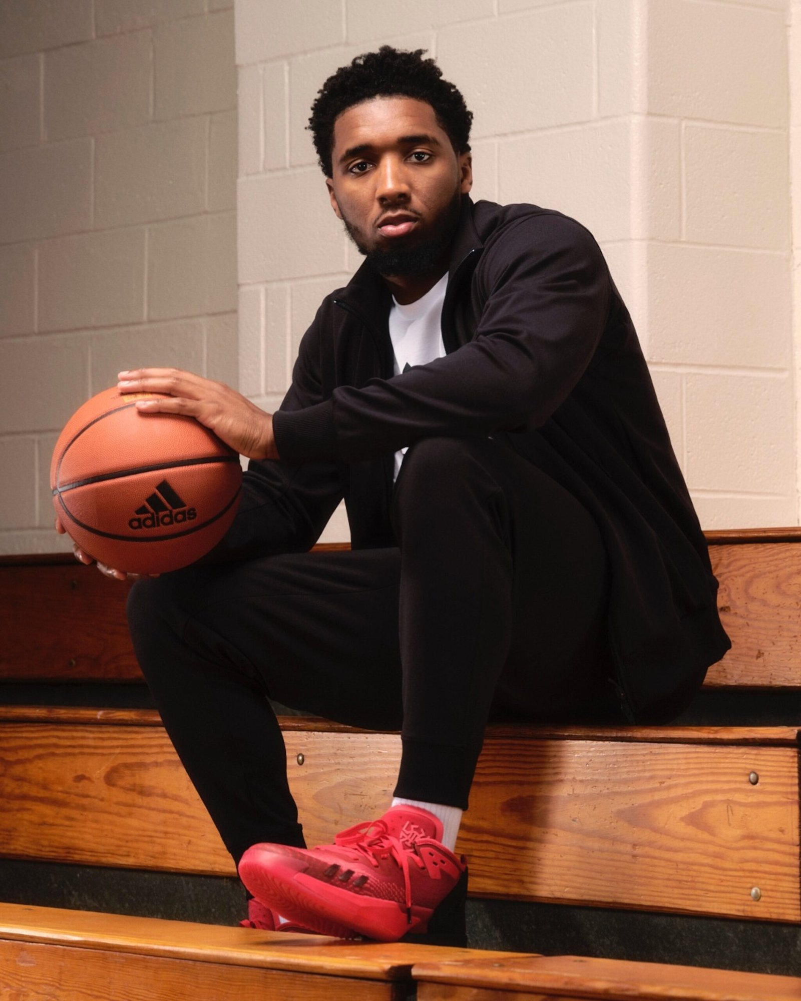 D.O.N. ISSUE #4: THE LIGHTEST SIGNATURE SILHOUETTE FROM DONOVAN MITCHELL