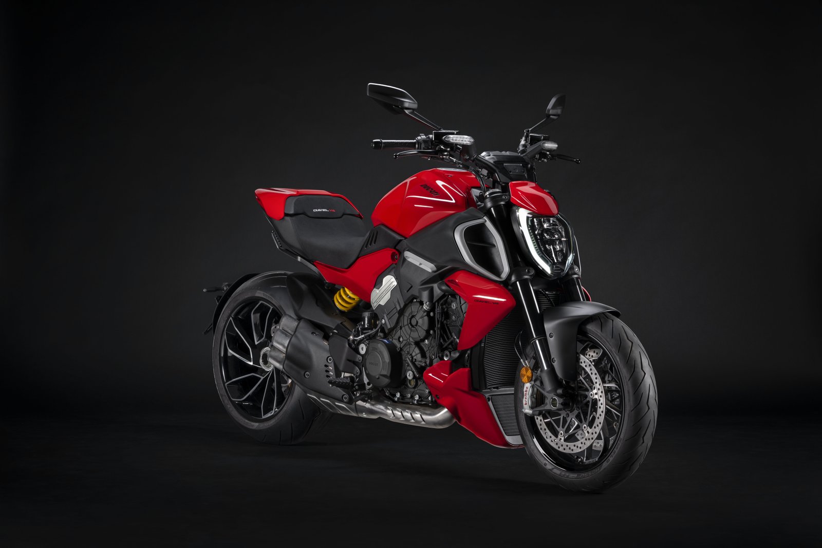 Ducati Diavel V4 is the “Moto più bella” (Most Beautiful Bike) at EICMA 2022