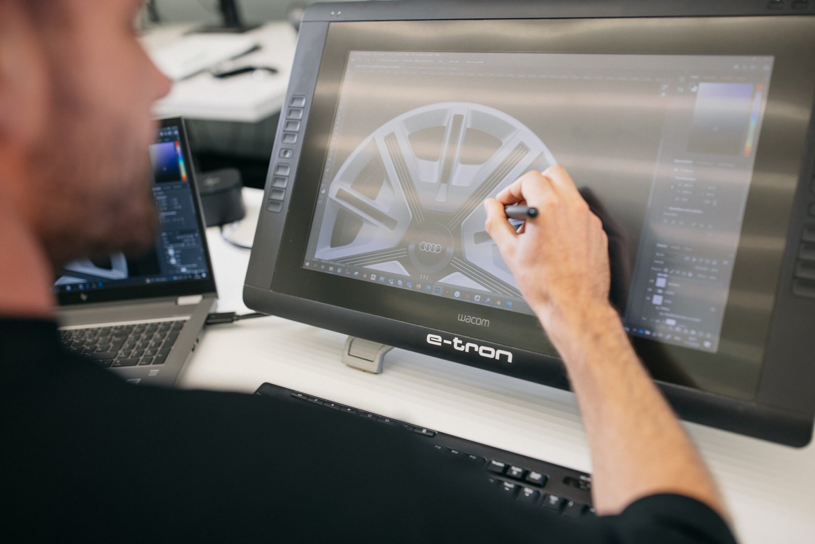 Reinvent the wheel? "FelGAN" inspires new rim designs with AI
