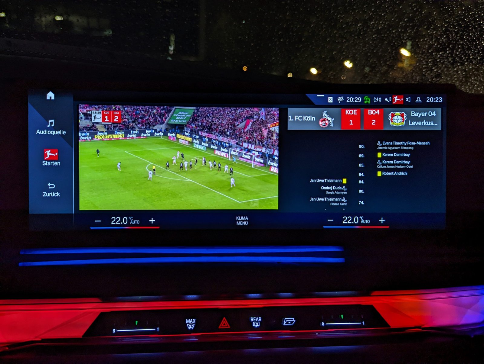 Stadium atmosphere in the 7 series: BMW is the first car manufacturer to test Bundesliga football content in an international pilot application. © Copyright PLPG GLOBAL MEDIA 2023