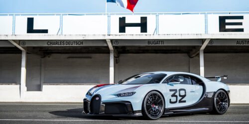 Bespoke Chiron Pur Sport cover
