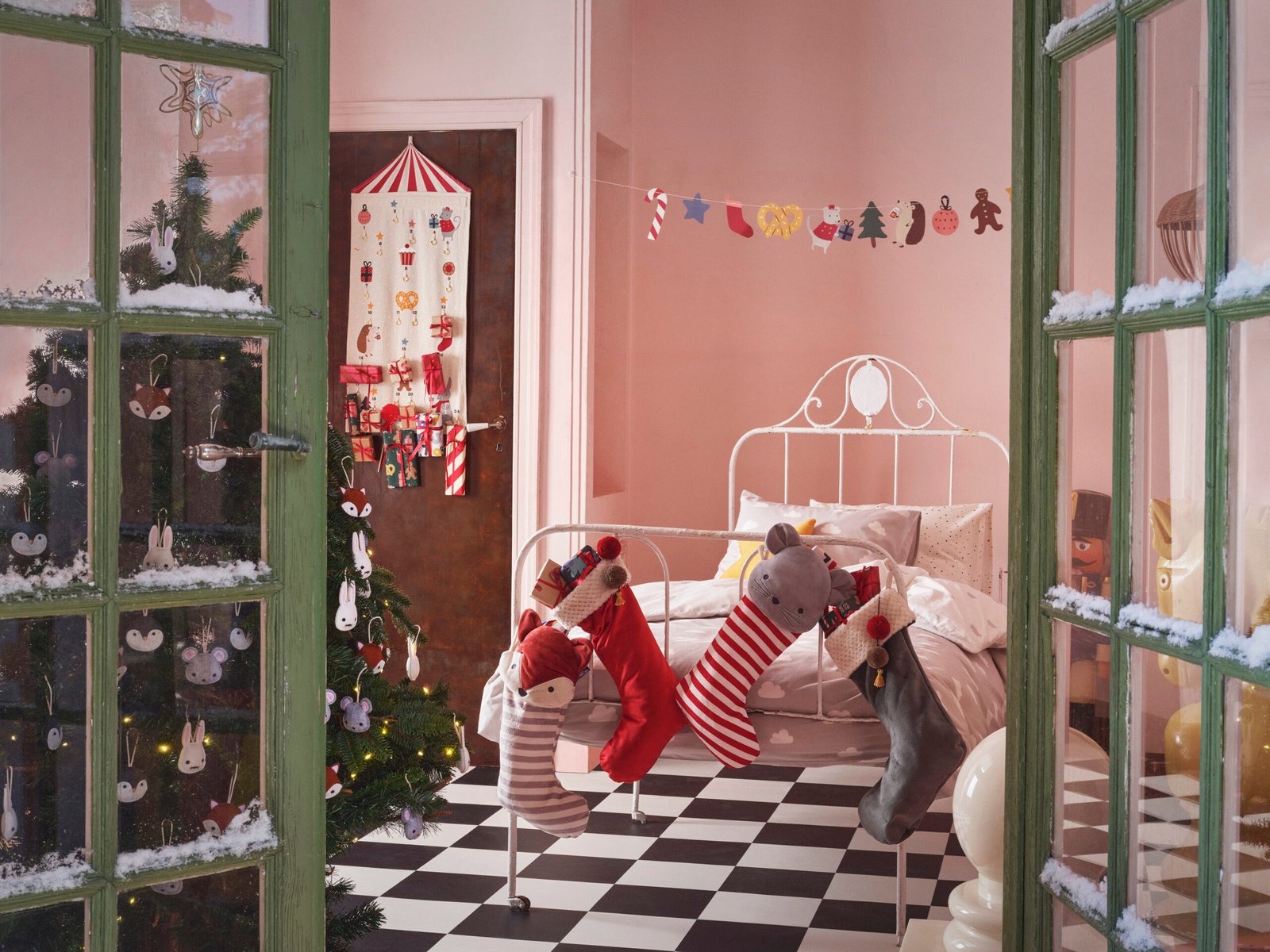 H&M HOME PRESENTS A BRIGHT HOLIDAY SEASON – LET’S PLAY MAGIC
