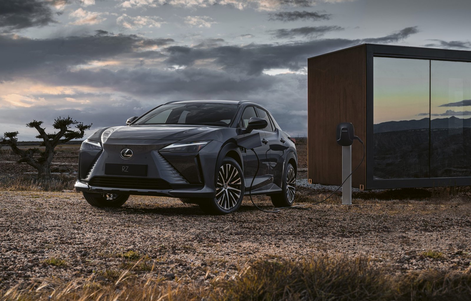 LEXUS PRESENTS THE EVOLUTION OF LUXURY AT THE 2022 LOS ANGELES AUTO SHOW WITH ALL-NEW RX AND RZ