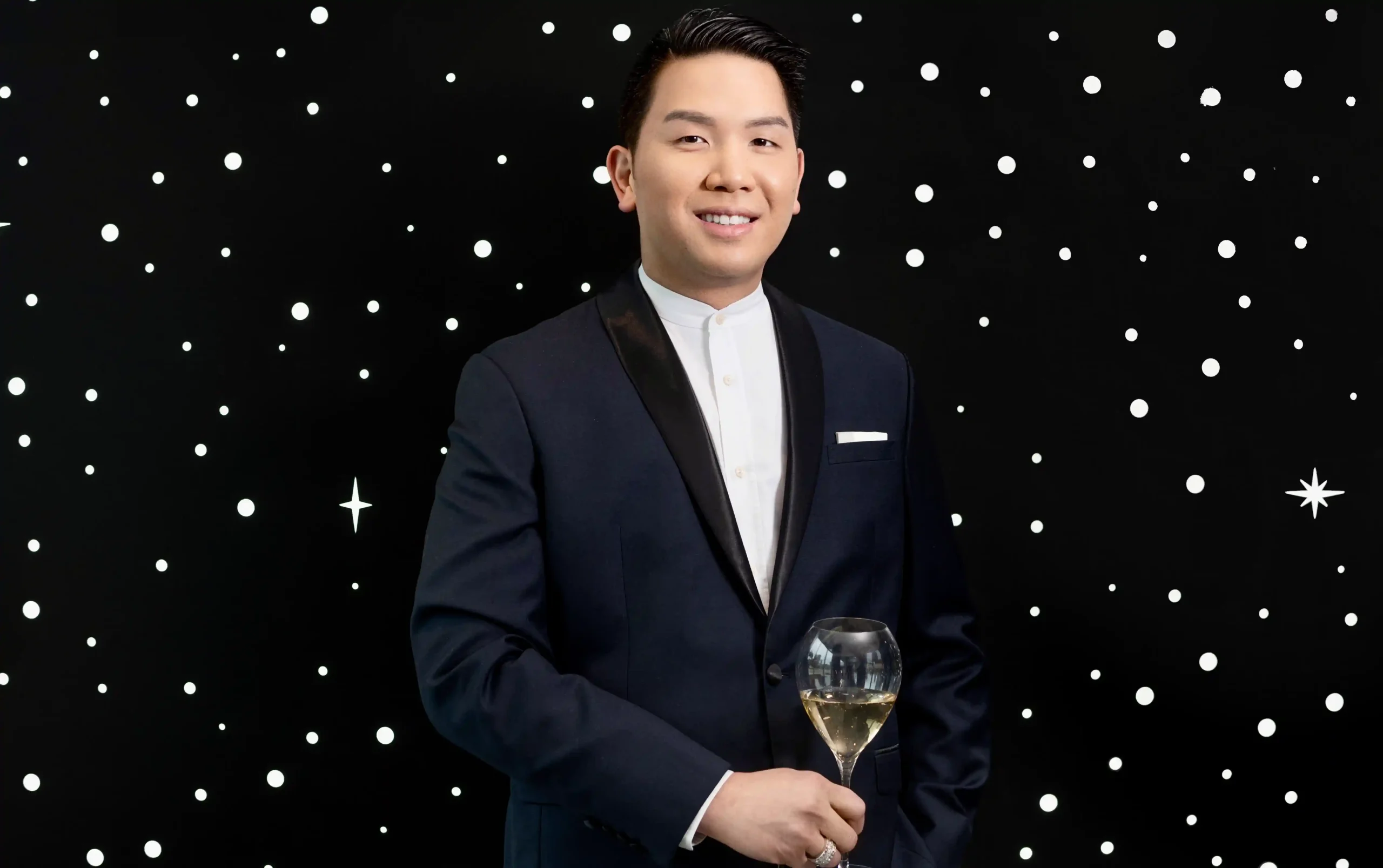 Michael Vo - Director of Operations & Partner at CIEL Restaurant and Lounge For Luxury Trending © Copyright PLPG GLOBAL MEDIA 2023